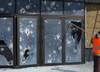 Ryssland beordrar evakueringar på minst två platser news-13082024-022427