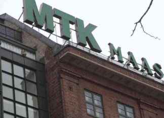 Medieföretag som växte från en veckotidning har behållit sin position i landsbygdens och tidningsbranschens förändringar news-25112024-234300