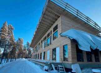 Harjakaisjuhlat Oivangin uudessa nuoriso- ja perhemajoitusrakennuksessa – Kuusamo harjakaisjuhlat-oivangin-uudessa-nuoriso-ja-perhemajoitusrakennuksessa-kuusamo