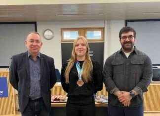 Mitalikahvit MM-pronssimitalistille – Lohja: Palkinnon Vastaanotto ja Haastattelu mitalikahvit-mm-pronssimitalistille-lohja-palkinnon-vastaanotto-ja-haastattelu