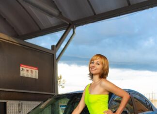 Autopesu Espoon keskuksessa: nopea ja ammattitaitoinen palvelu