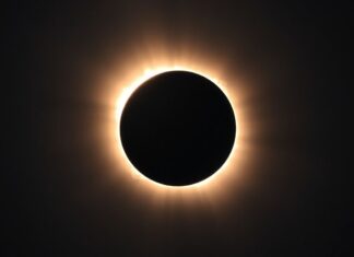 Aurinkopimennys ja sen vaikutus elämäämme Solar eclipse and its impact on our lives