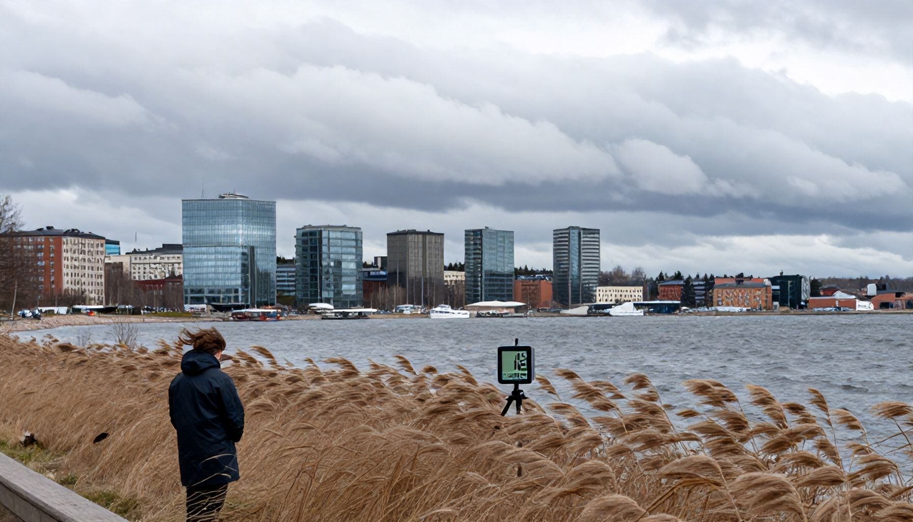 Miksi Espoon rannikon tuulet puhaltavat toisin kuin keskustassa? Ilmatieteen laitoksen meteorologit selittävät