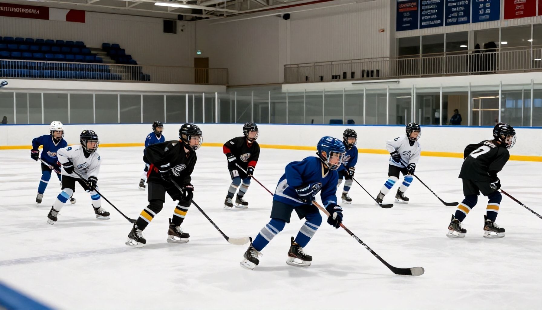 Varusteet, maksut, peliajat – Kiekko-Espoon kustannukset läpikotaisin ja vertailu muihin pääkaupunkiseudun seuroihin*