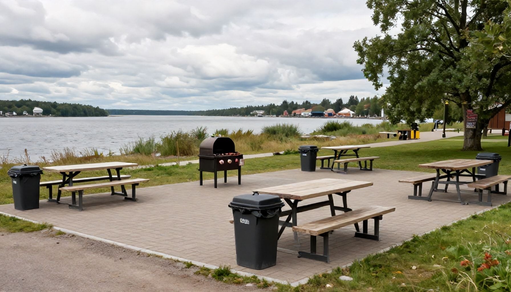 Grillipaikka Espoonkartano ilmainen: 5 paikkaa, joissa löydät puhtaat pöydät, roskikset ja näkymät