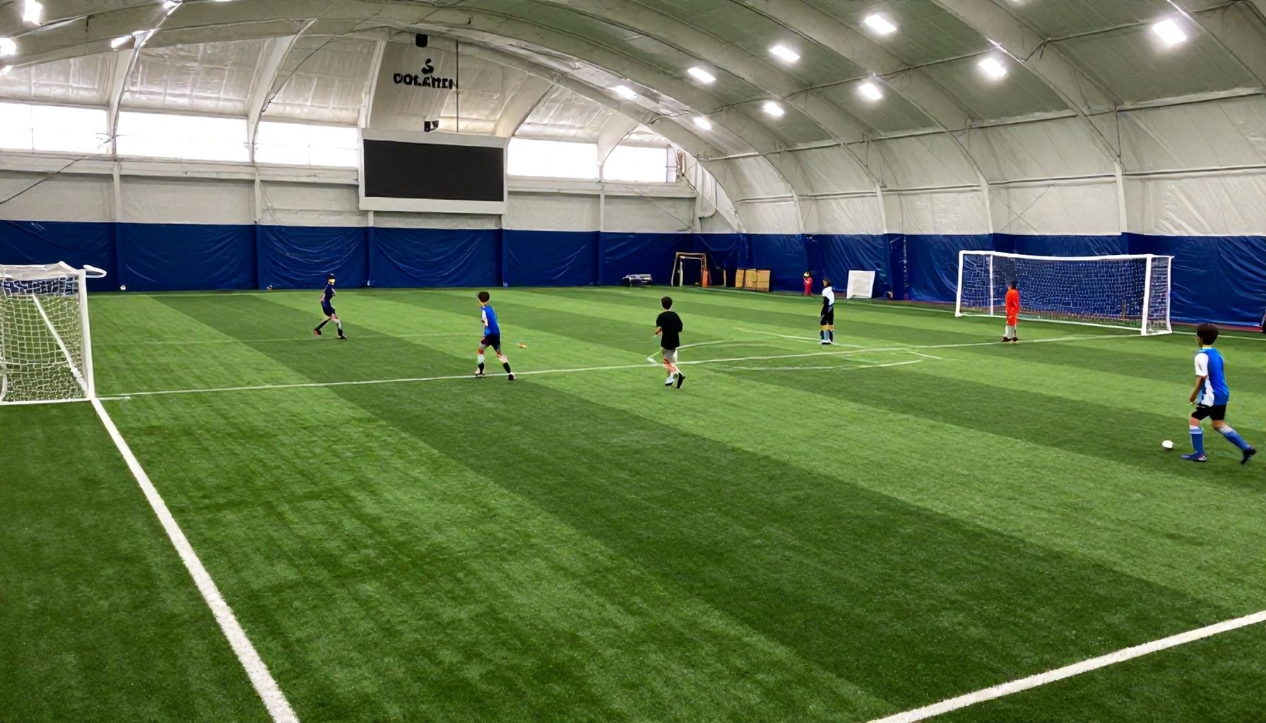 Säästökuviot ja laatu – miksi Olarin koulujen kentät ovat usein parempi valinta kuin maksulliset hallit